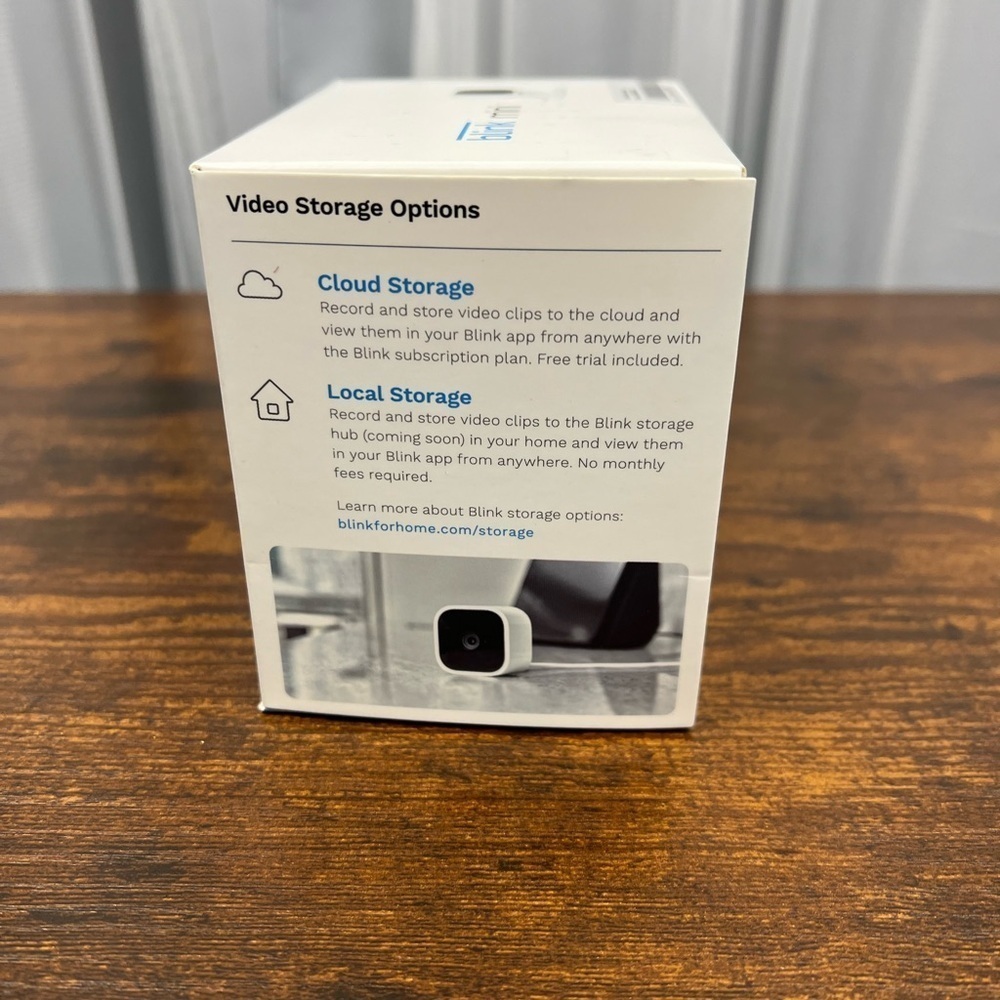 New Blink Mini Indoor Plug-In Smart Security Camera Day & Night Two-Way White - Picture 4 of 7